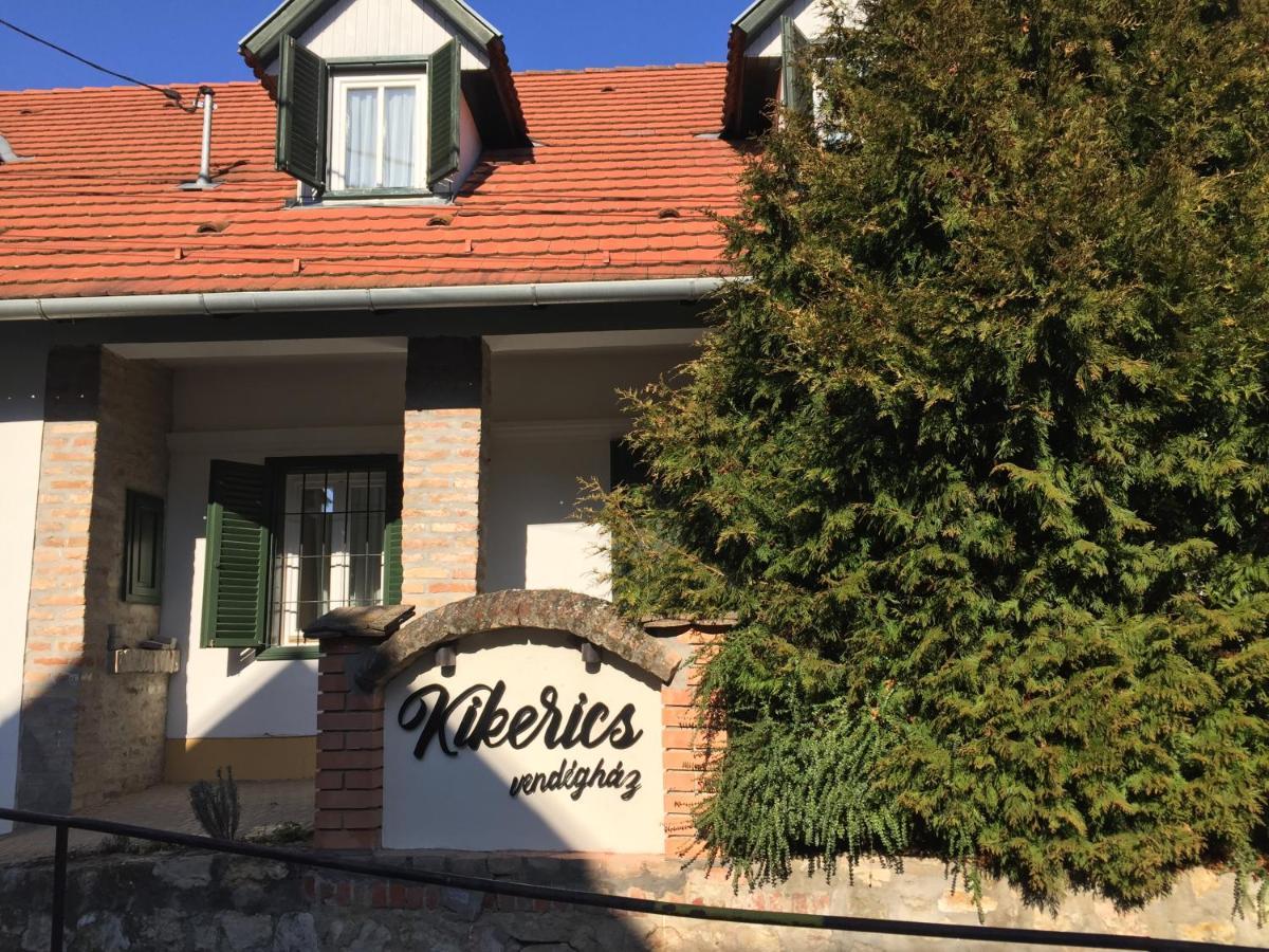 Kikerics Vendeghaz Bed & Breakfast Villany Exterior photo